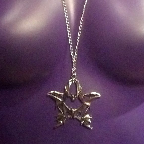 Vampire Bat Pentagram Star Gothic Necklace - Picture 7 of 9